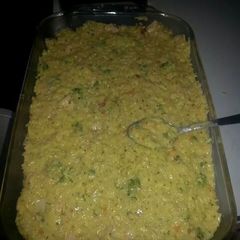 A picture of Cheesy Chicken, Broccoli & Rice Casserole.
