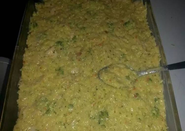 Recipe of Homemade Cheesy Chicken, Broccoli &amp; Rice Casserole