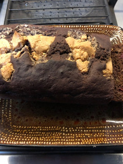 Una foto de Brownie de choco maní y frambuesas sin azúcar