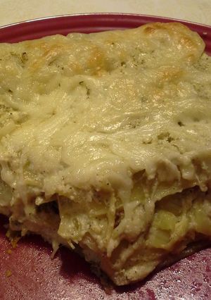 A picture of Creamy White Chicken & Artichoke Lasagna.