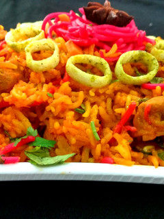 સોયા પુલાવ(Soya pulav recipe in gujarati) રેસીપી મુખ્ય ફોટો