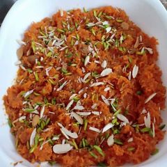 A picture of Gajar Ka halwa.