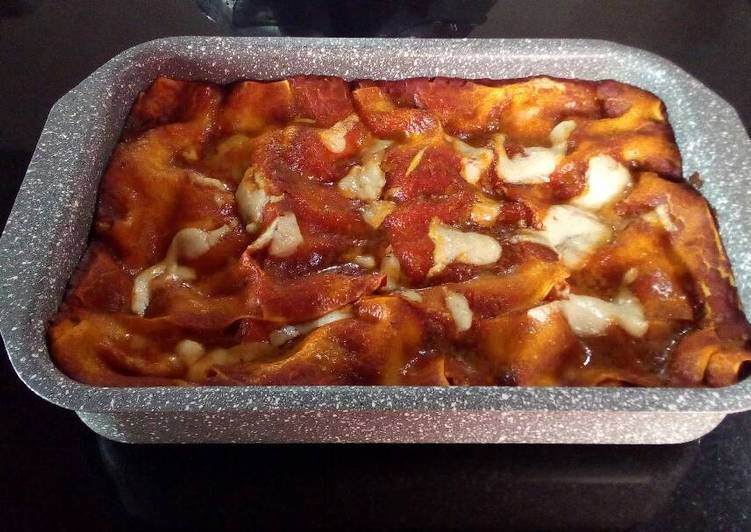 Lasagne con sugo alla salsiccia
