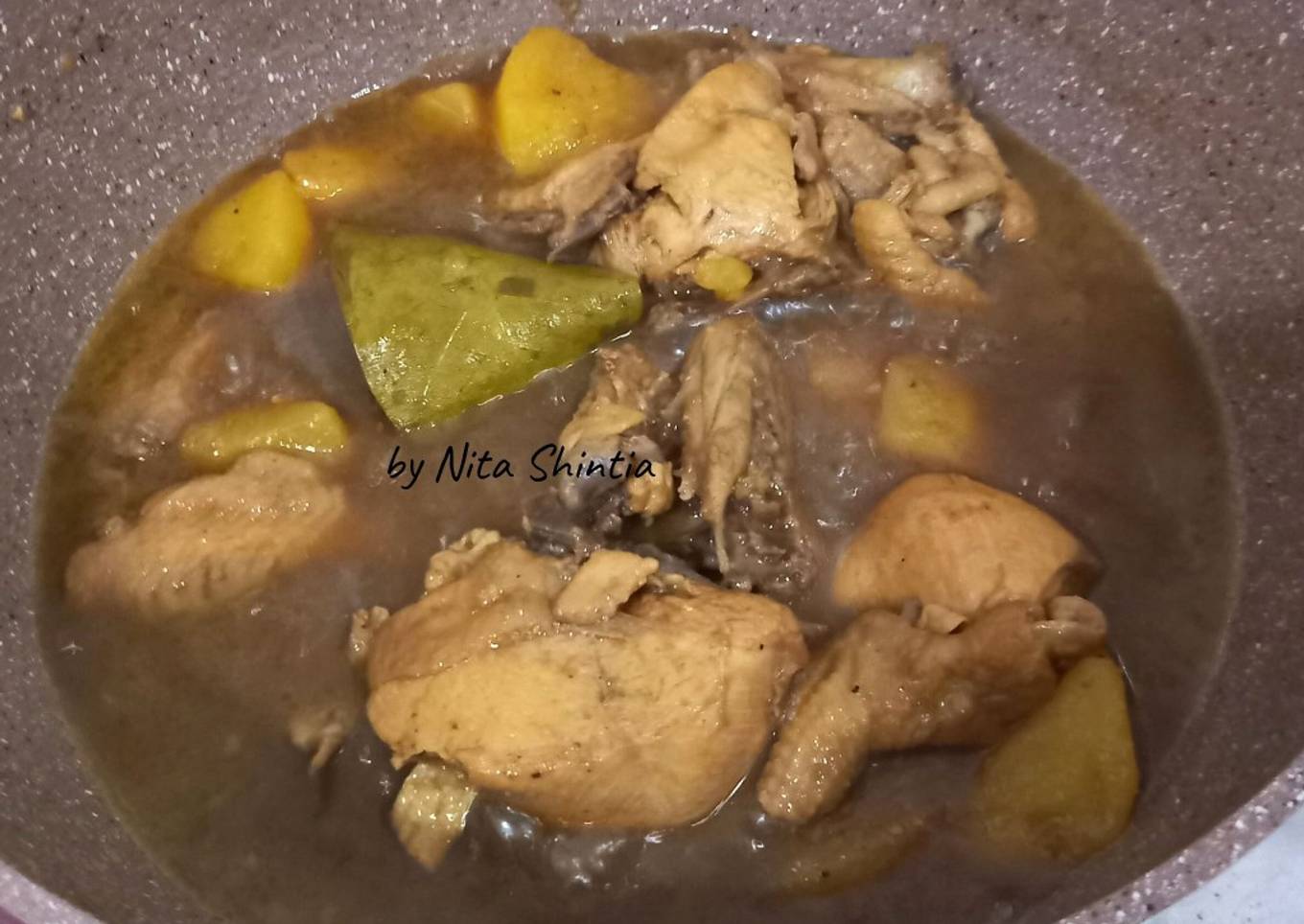 Semur Ayam Kentang