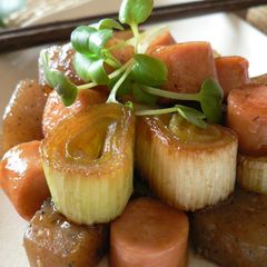 Fish Sausage and Leek with Konnyaku A picture of Fish Sausage and Leek with Konnyaku.