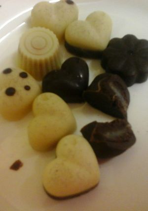 A picture of Peppermint Cream Filling for Chocolates SUGAR FREE.