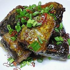 A picture of Spicy Pan-fried Pacific Saury: I Can't Stop Eating!.