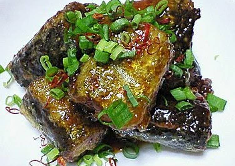 Spicy Pan-fried Pacific Saury: I Can't Stop Eating!