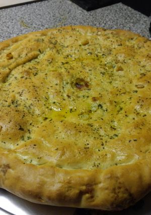 A picture of LuBella's Stuffed Pizza.
