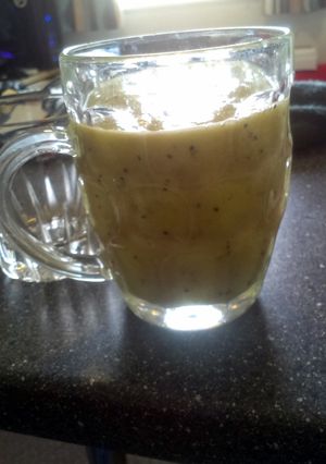 A picture of Breakfast smoothie.