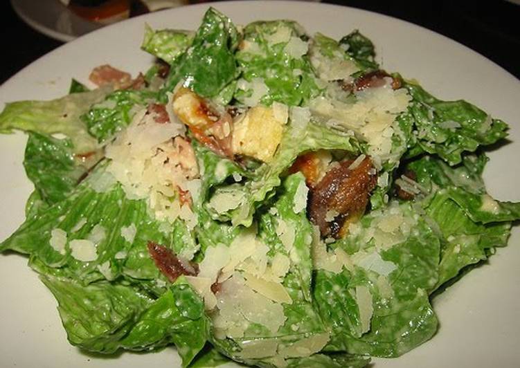 T&rsquo;s quick fix Ceaser Salad