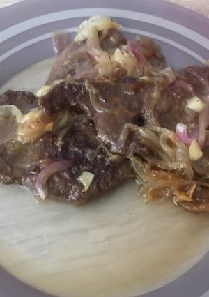 Una foto de Hígado encebollado