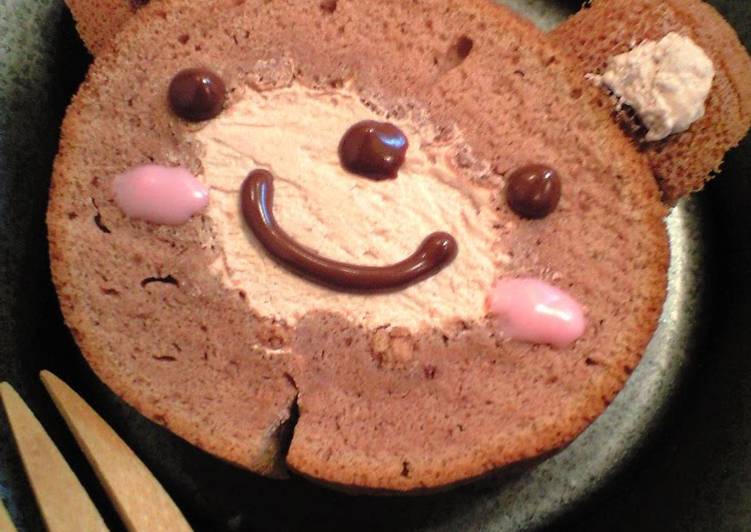 A Simple Cake in a Frying Pan Teddy Bear Cake