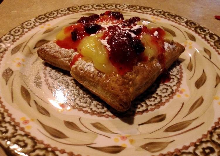 How to Make Any-night-of-the-week Rustic lemon cranberry tartlets