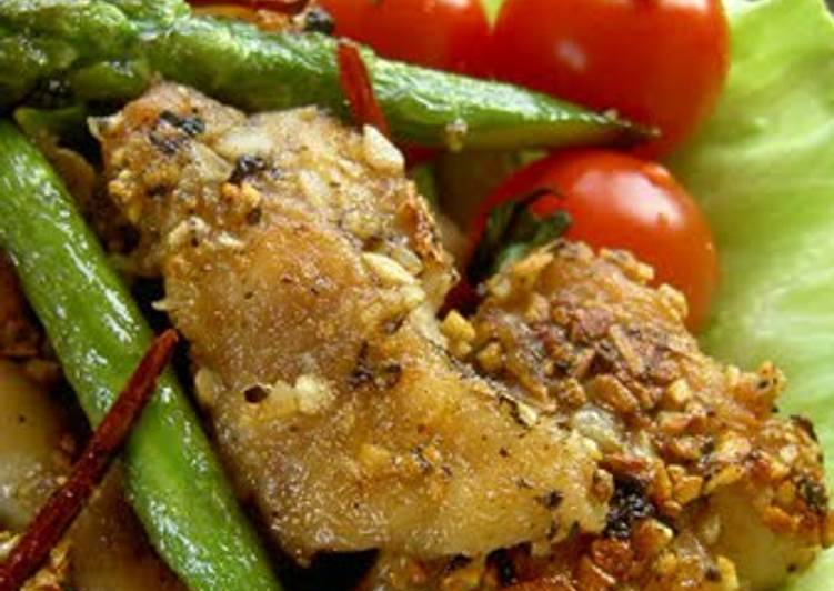 Chicken and Garlic Stir-fry with Black Pepper