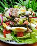 Salad cá ngừ rong nho