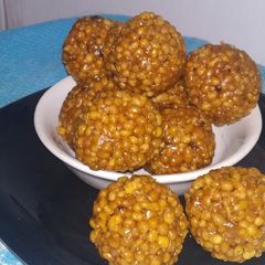 A picture of GudKiLadoo.