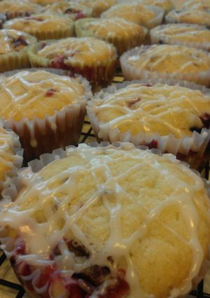 A picture of " Cream Cheese- Cranberry Muffins ".
