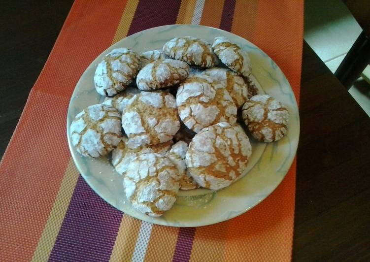 Steps to Make Any-night-of-the-week Moroccoan almond cookies