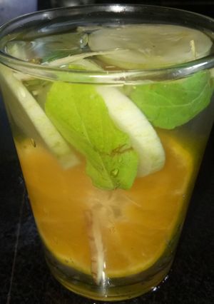 A picture of Detox drink.