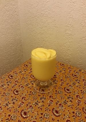 A picture of Mango smoothie.