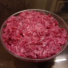 A picture of Beetroot raita.