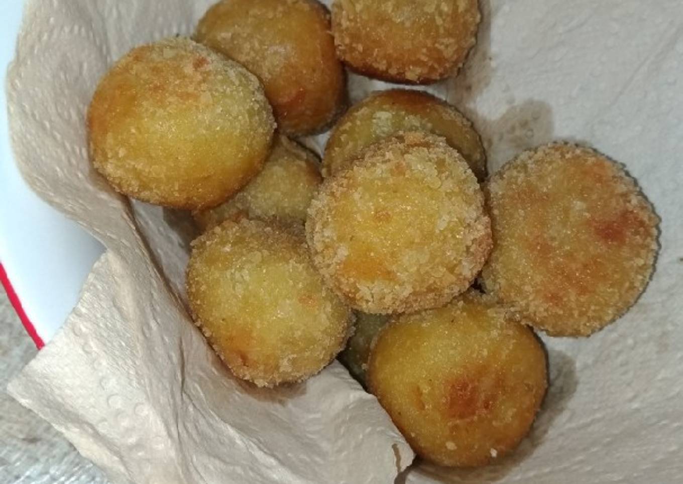 Kroket Kentang Isi Daging Babi