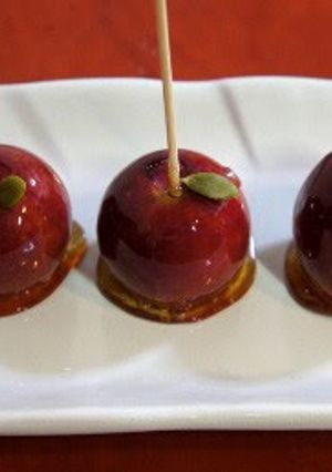 A picture of Candied Apples.