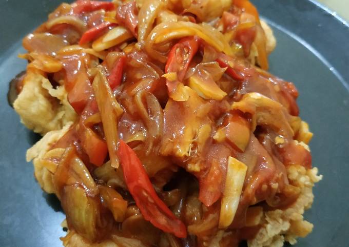 Bagaimana Membuat Ayam goreng tepung saus asam manis, Lezat