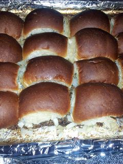 A picture of Tina's white castle sliders.