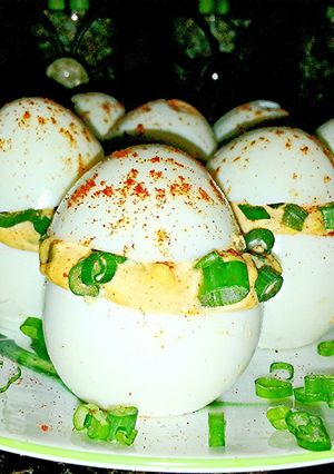 A picture of Mike's Upstanding Deviled Eggs.