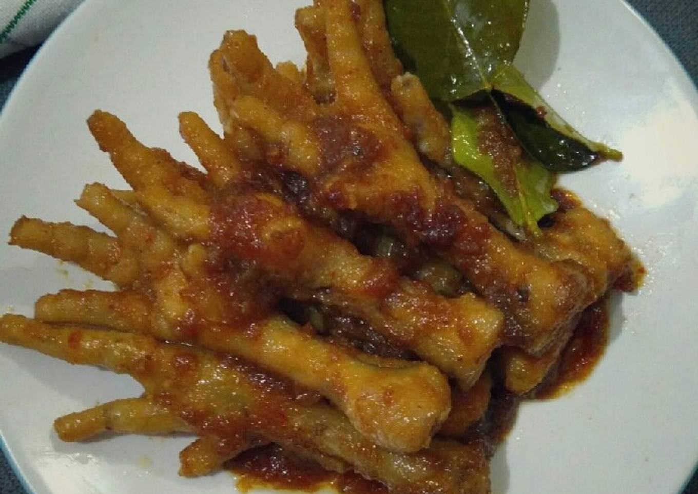 Ceker Pedas Manis
