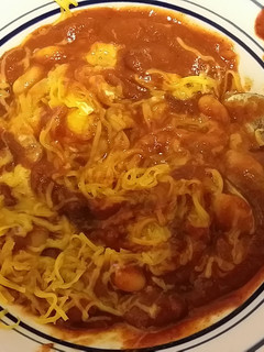 A picture of Taisen's 5 bean chili.