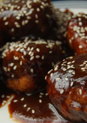 A picture of Chinese Barbecue Chicken Meatballs.