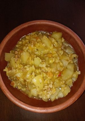 Una foto de Papas con mote (amor de madre)