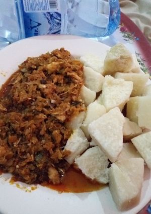 A picture of Boiled Yam with Garden Egg Sauce #teamabuja.