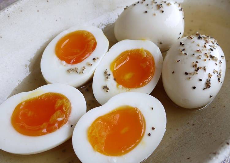Salt-Marinated Boiled Eggs