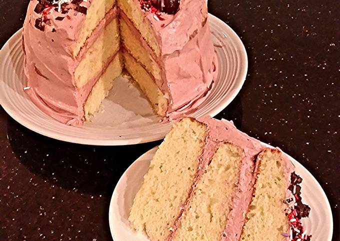 Cherry Vanilla Layer Cake Recipe By Fenway Cookpad 