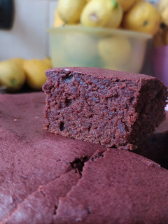 Una foto de Torta húmeda de chocolate y remolacha
