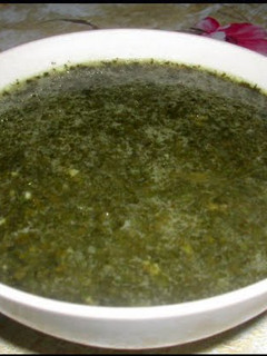 A picture of Egyption Molokheya (jute leaves).