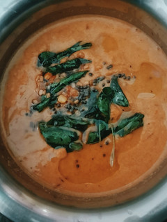 உளுந்து கார சட்னி 🔥(uzhunthu chutney recipe in tamil) செய்முறை முக்கிய புகைப்படம்