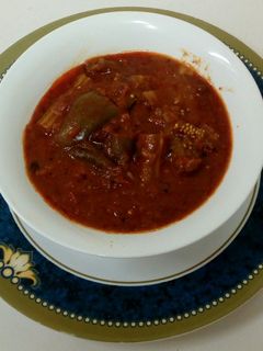 முருங்கைக்காய் கத்தரிக்காய் தொக்கு (Drumstick, brinjal thokku recipe in Tamil) செய்முறை முக்கிய புகைப்படம்