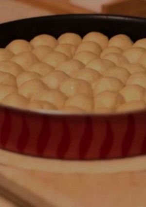 صورة لوصفة أفضل عجينه لخلية النحل 👩🏻‍🍳