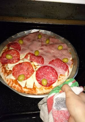 Una foto de Pizza