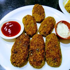 A picture of Lauki (Bottlegourd) Cutlets.