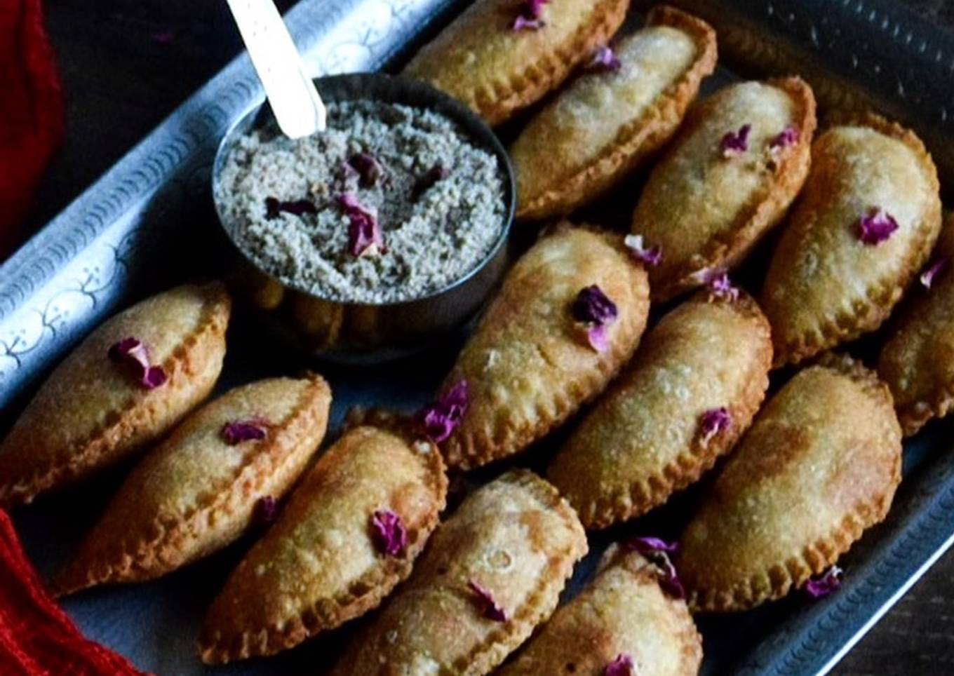 ⚜️Thandai Gujiya⚜️