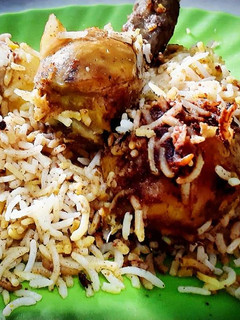 চিকেন দম বিরিয়ানি(Chicken dum biryani recipe in bengali) রেসিপির প্রধান ছবি