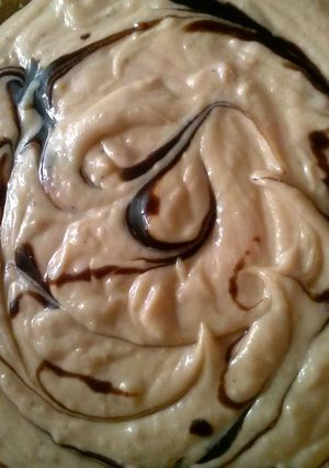 A picture of Mae's Easy Yogurt Pie.