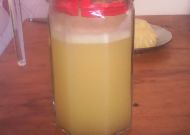 Simple Way to Make Quick Pineapple juice