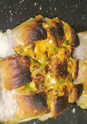 A picture of Grilled Cheesy buns.